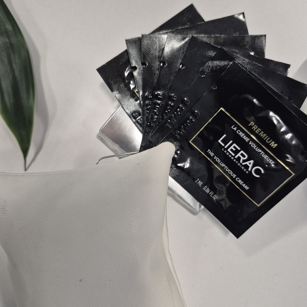 Premium Women LIERAC Skincare Moisturizer